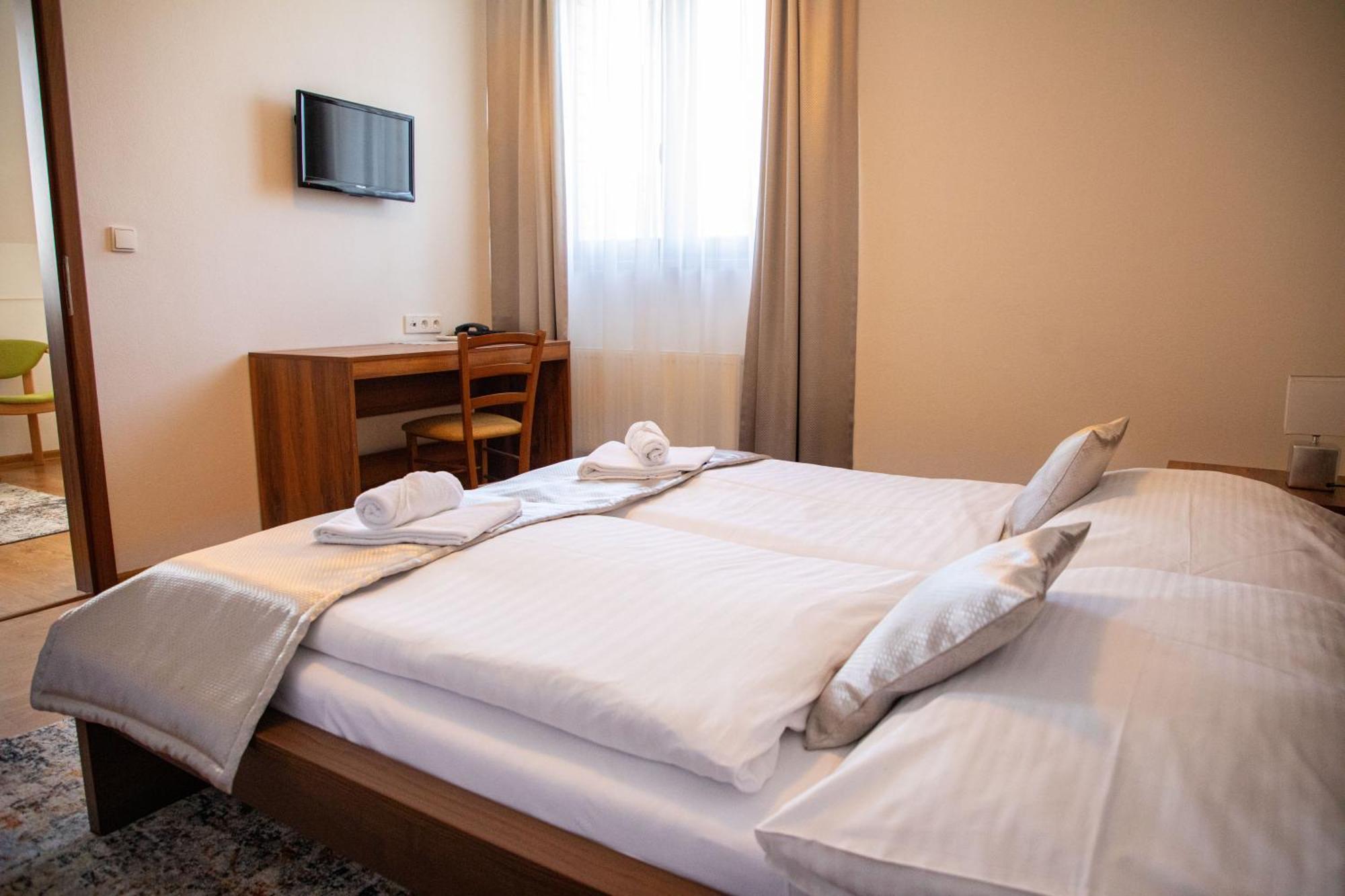 Hotel Rozálka Bazin Kültér fotó