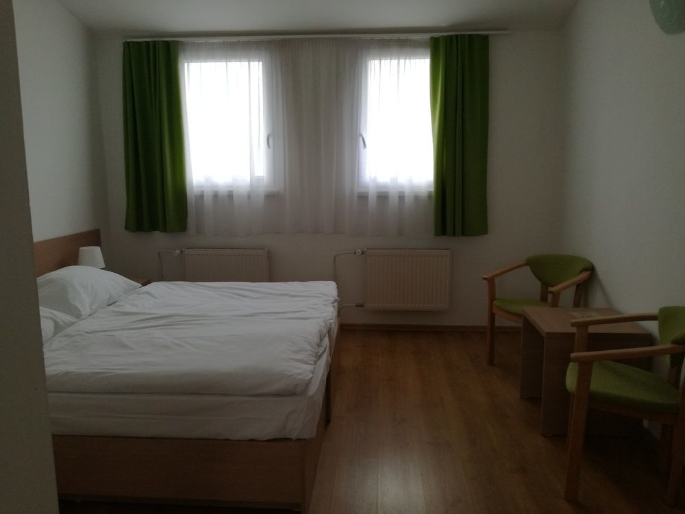 Hotel Rozálka Bazin Kültér fotó